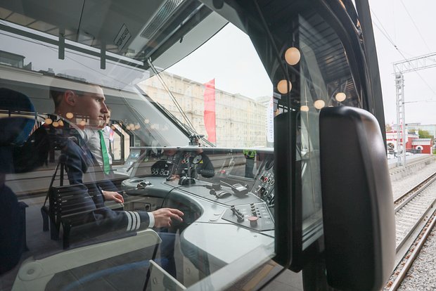 Путин и Собянин открыли МЦД-4